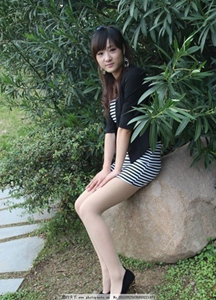 钟欣潼奶头被陈冠希看到了,阿娇陈冠希游戏拍摄意外，网友热议！-3